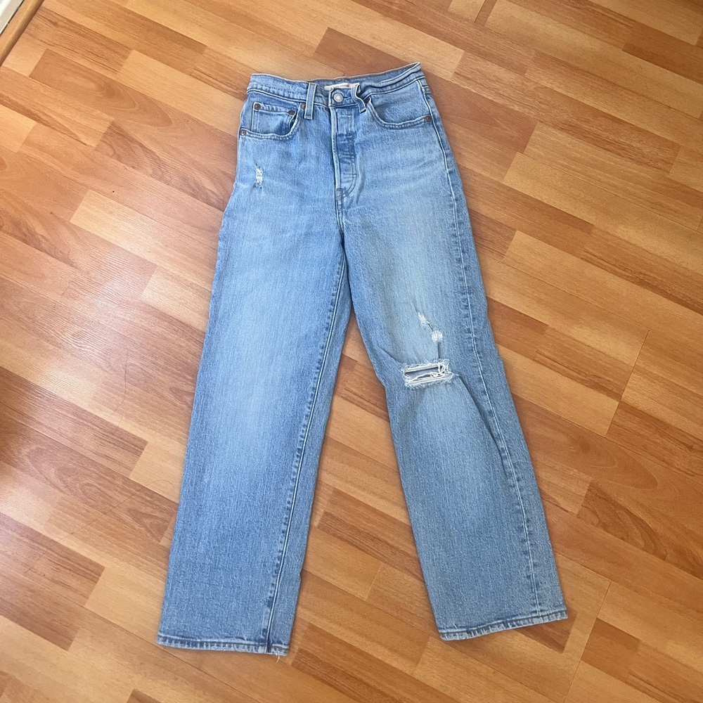 Levi’s ribcage straight W25 L27